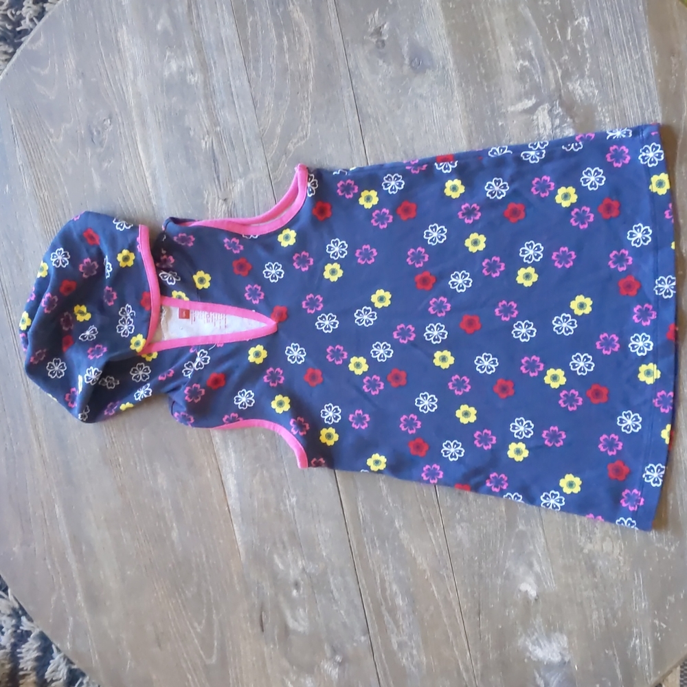 Size 5 Tea Collection Hoodie floral cotton vest